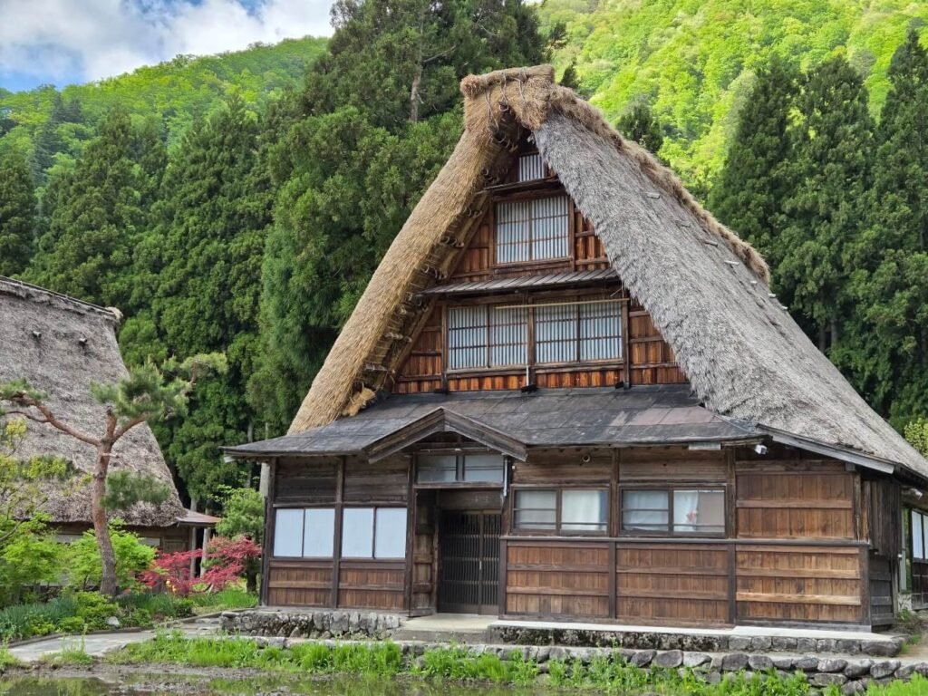 Suganuma village japon