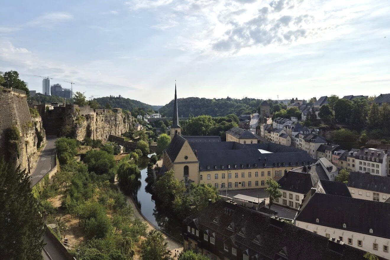 You are currently viewing Week-end au Luxembourg : Luxembourg-Ville, Mullerthal et nature sauvage (Guide 2026)