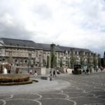 Visiter Liège en 1 jour : Montagne de Bueren, gare de Calatrava et gaufres